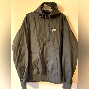 Nike Sportswear Windrunner 🌬️